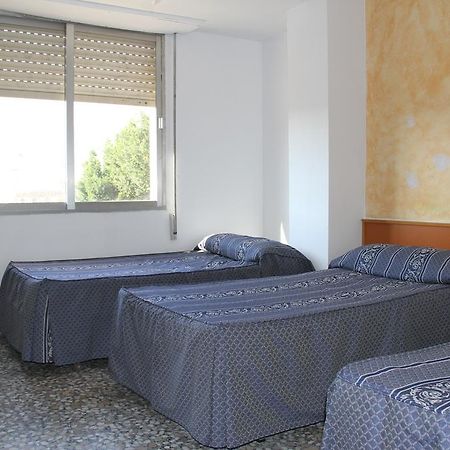Hostal Mengual Гандия Номер фото